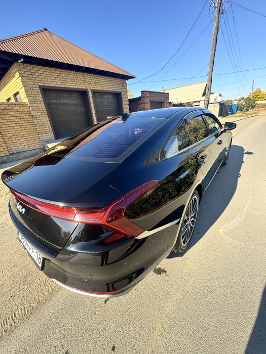 продам автомобиль Kia K8