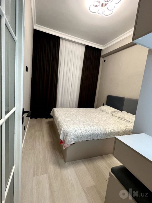 Продам квартиру 2/1/3 Новостройка.Рисовая.