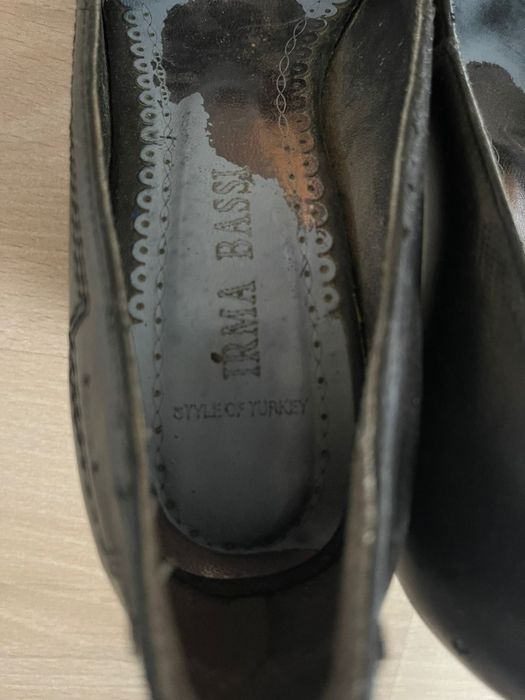 Продам женские туфли