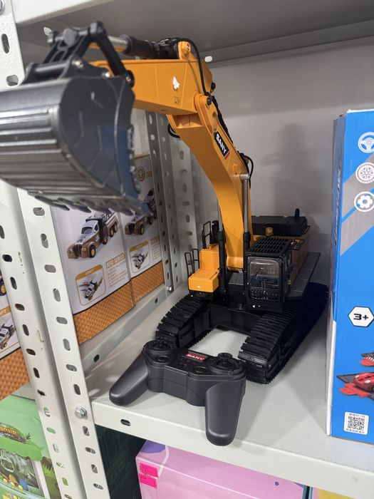 Экскаватор самосвал погрузчик