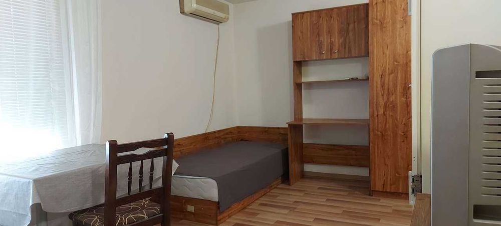 Дава се под наем Едностаен апартамент в Пловдив, Въстанически - 30 кв.м за 178.5 € - Снимка #1