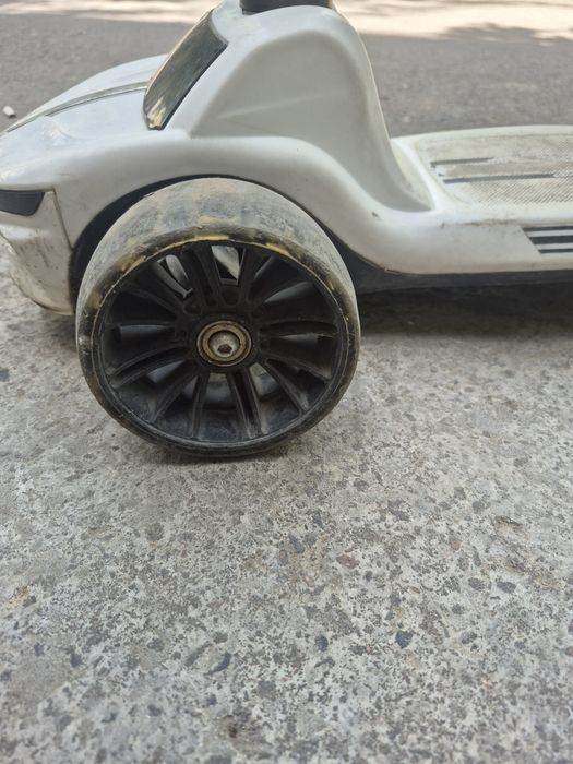 Самокат детский  с 2 х лет