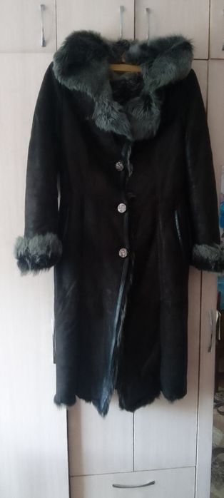 Продам дубленку женскую