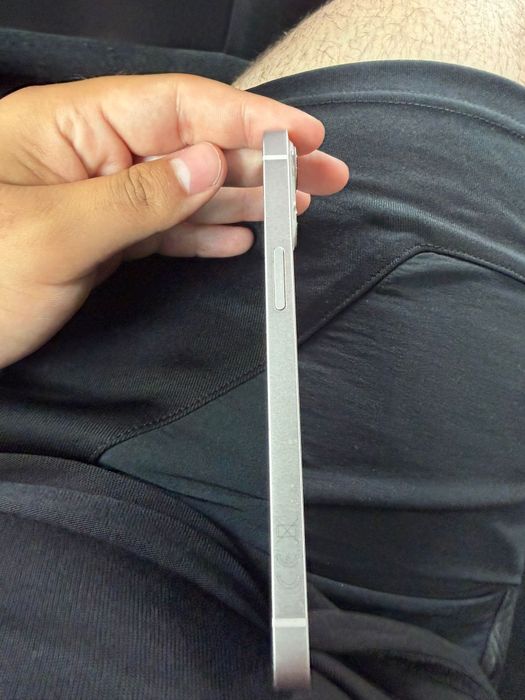 Iphone 13 .128gb culoare roz