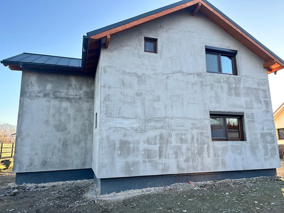 Vand cabana in Colun , langa Porumbacu de Jos