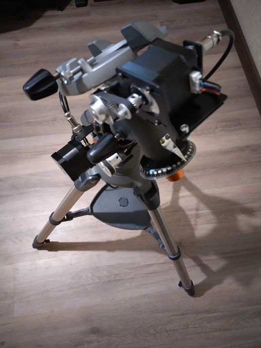 Телескоп GOTO Celestron Astromaster 130EQ