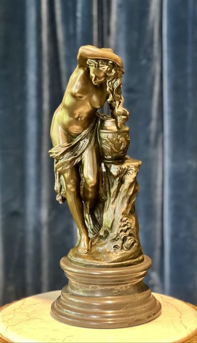 Statuetă Bronz *** vintage / antic / vechi / retro ***