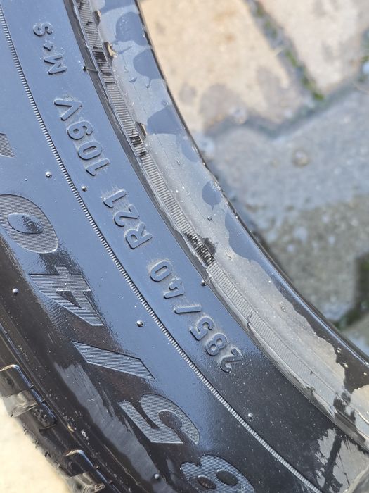 285 40 21 Pirelli