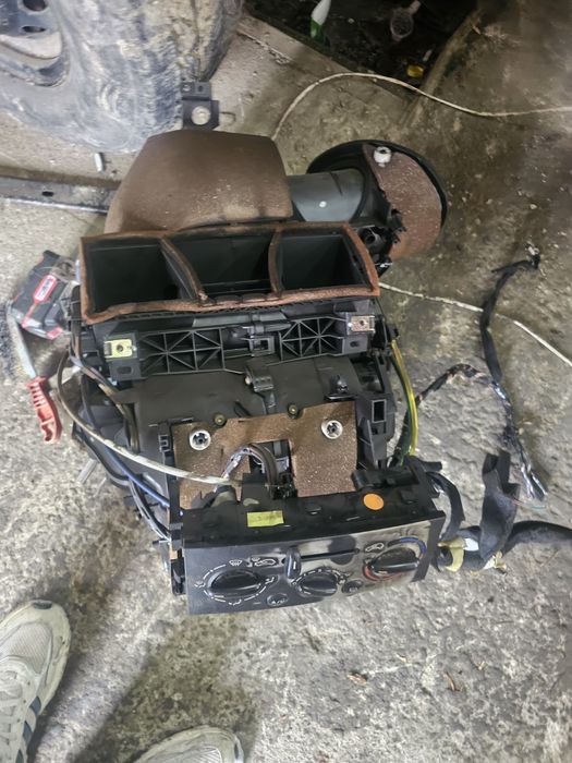 Aeroterma completa Peugeot 207 2007 Hatchback 1.4HDI 50kw