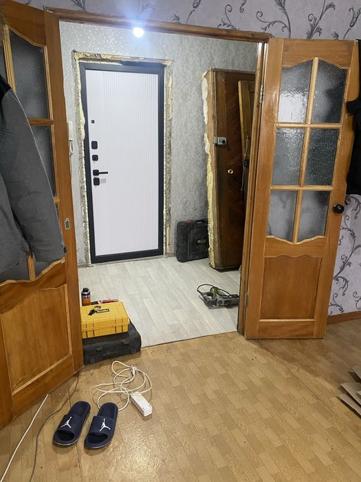 Отдам даром деревянные двери