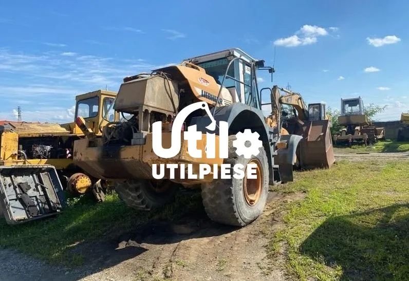 Dezmembrare Incarcator Liebherr L514 L524 L538 L542 L550 + piese