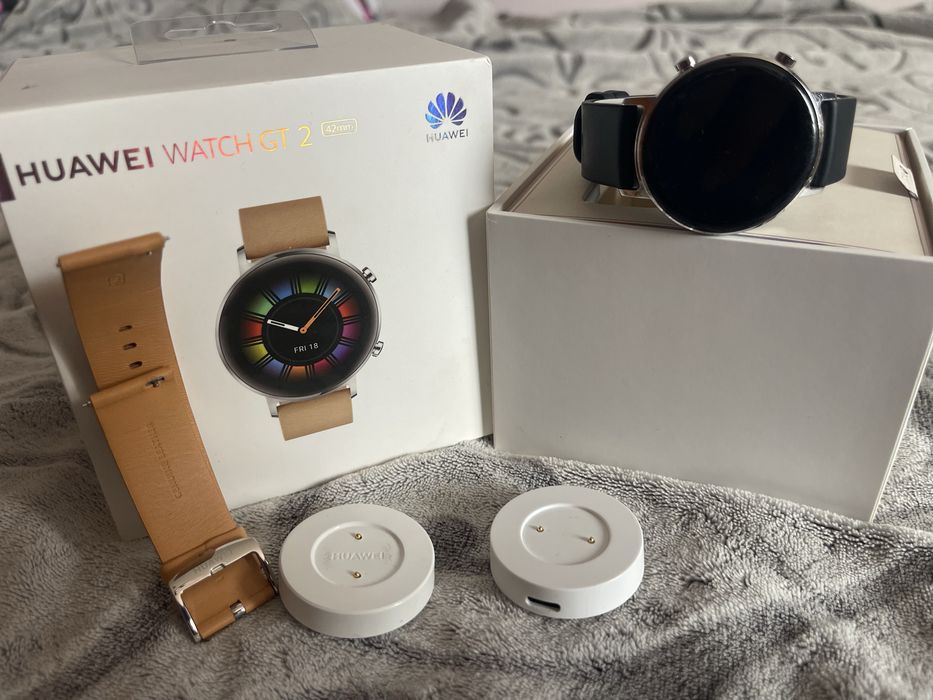 Смарт часовник HUAWEI GT 2 42mm