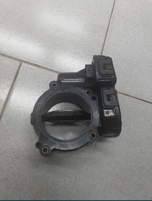 Дроселова клапа MERCEDES W204 W207 W212 ОМ651