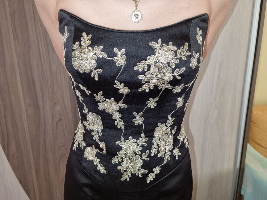 Бална бутикова рокля