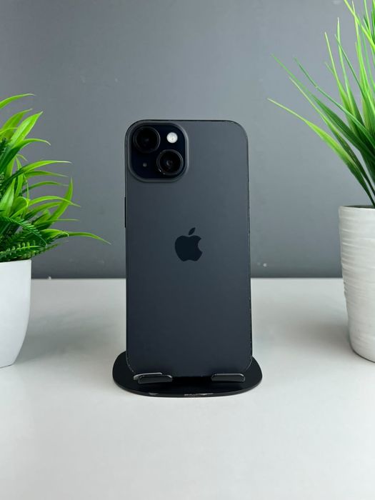 Телефон Apple iPhone 15 128GB