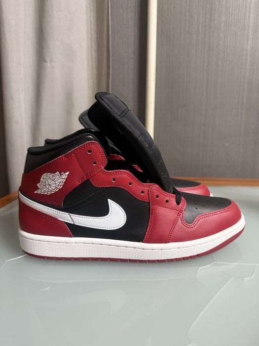 Кроссовки Air Jordan 1 Mid ( original )