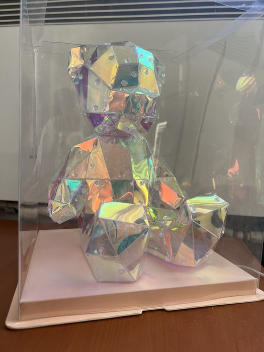 Чисто ново светещо 3D мече.