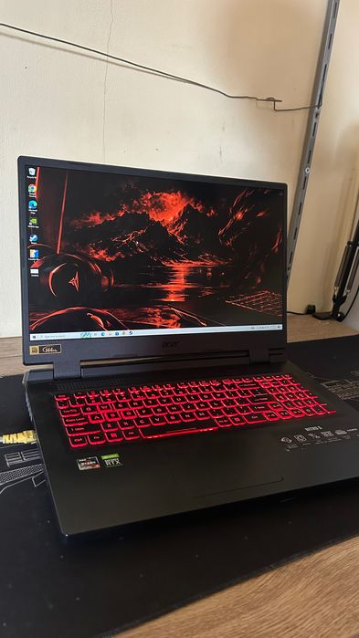 Acer Nitro 5 – Ryzen 7 / RTX / 16GB RAM / 1TB SSD