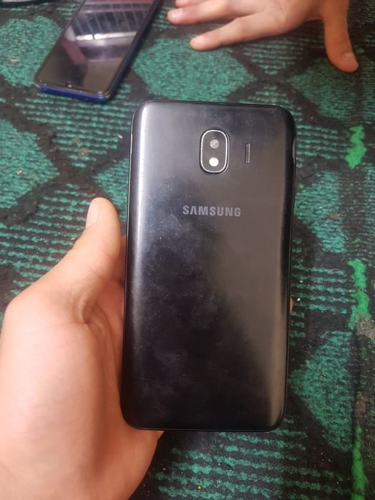 redmi 7 32gb hamajoyi ishlidi samsung j4 ekran sensir qoyish kere abme