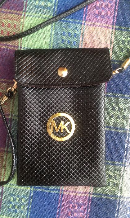 Michael Kors чантичка