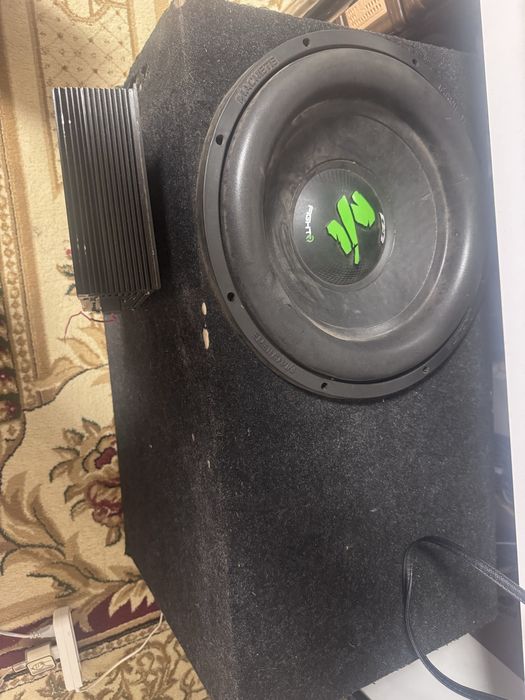 Продам саббуфер ,в хорошем состояний