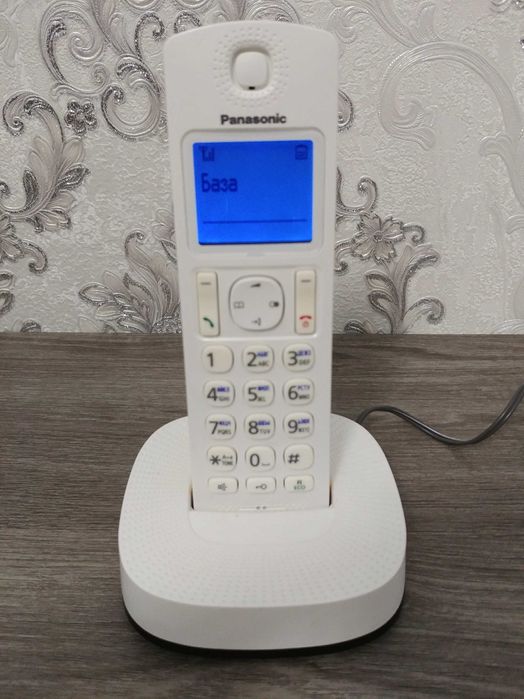 радиотелефон Panasonic kx-tgc310uc