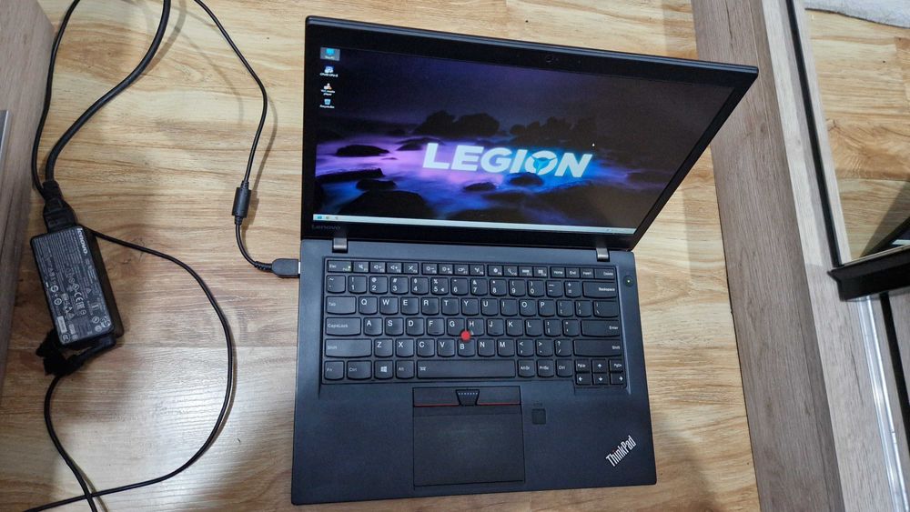 Notebook Lenovo T460S i5 Quad/8GB DDR4/SSD 240GB/WiFi/BT/W11 la 500lei
