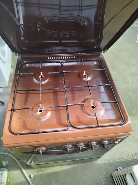 Газ плита сотилади Гефест 1200