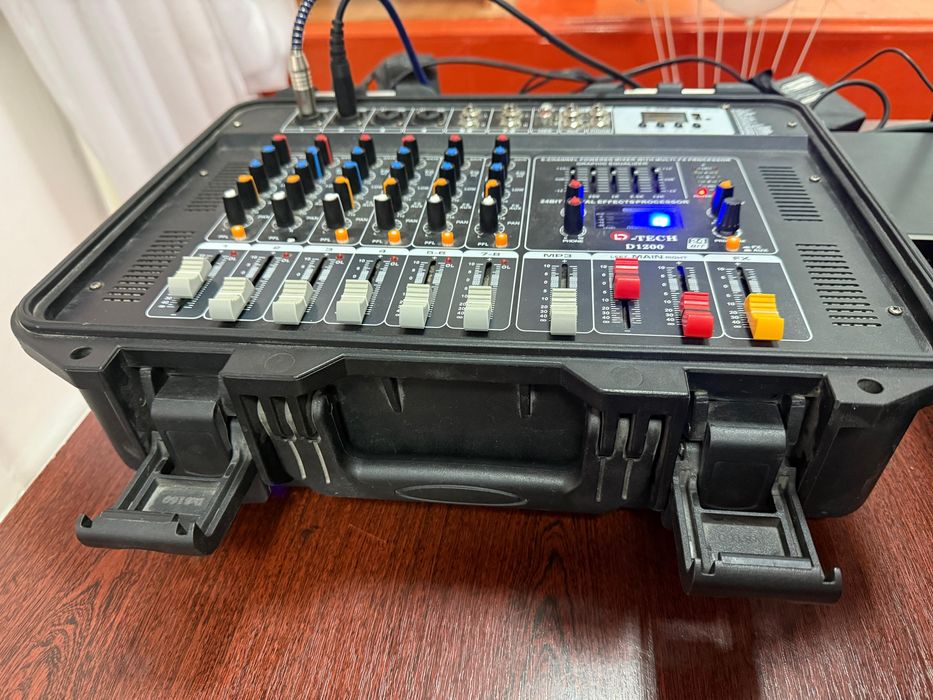 D-Tech микшер, микшерный пульт, 1200ватт