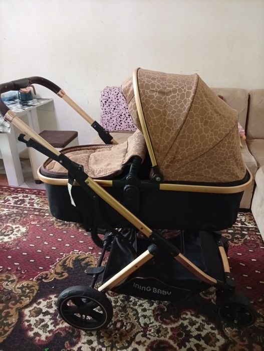 Продаётся коляска зима лето