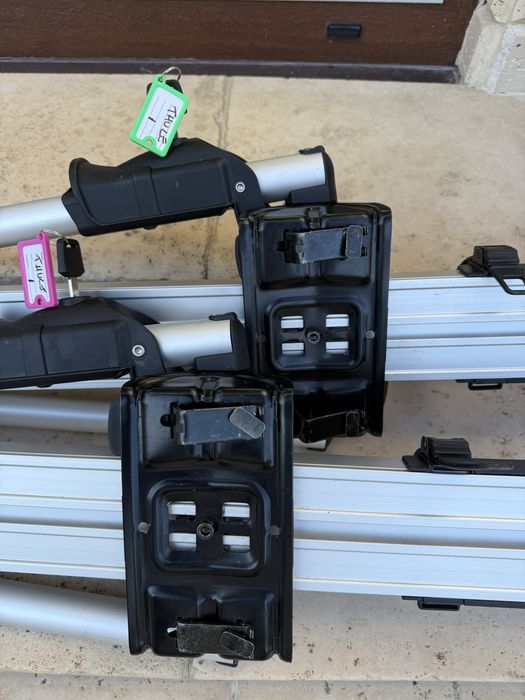Suporiti biciclete Thule