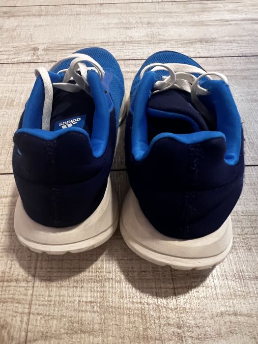 Маратонки Адидас 2 броя размери 35 1/2 и 37/13