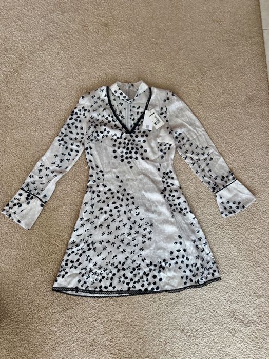 Нова Рокля  Patrizia Pepe