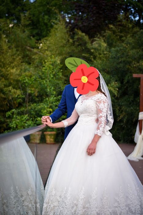 Rochie mireasă și Voal & cerc  bonus