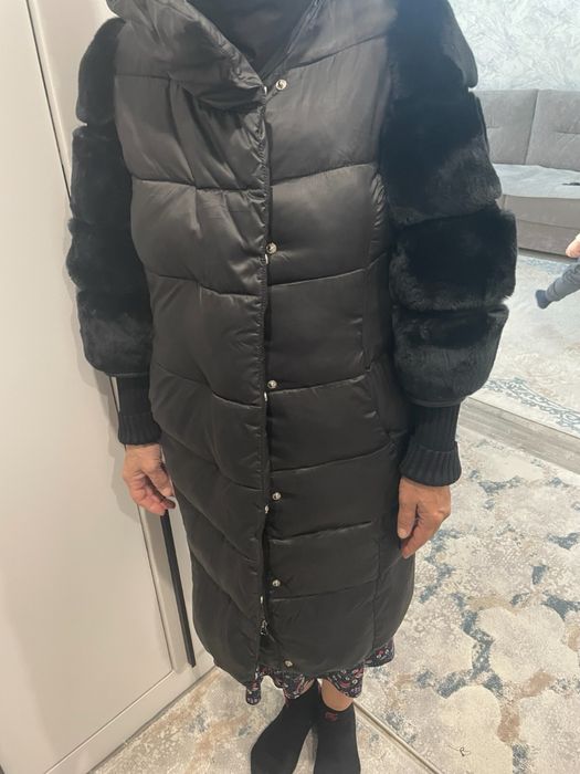 Куртка со сьемными рукавами