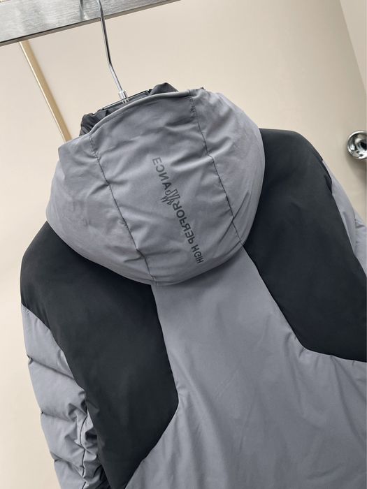 Geaca Moncler , calitate premium , pe comanda , noua , L