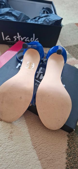 Sandale   blue piele  lacuita La stada