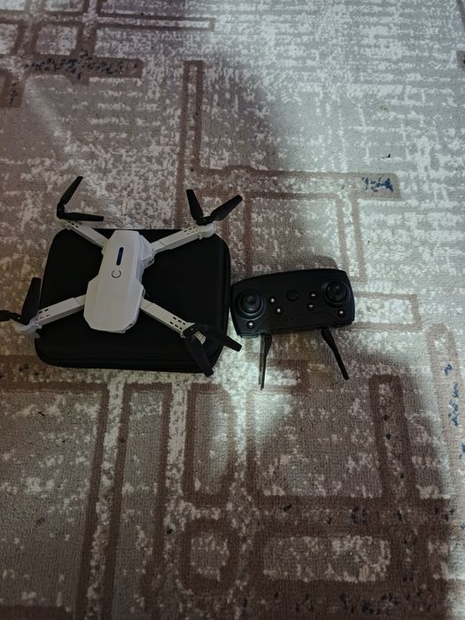 Igrushka dron ajoyib tanlov