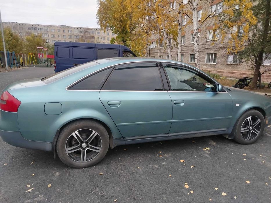 Продам машину Audi A6