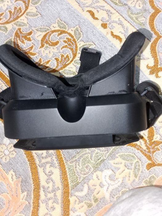 Продам vr очки в хорошем состоянии