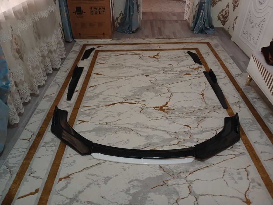 Губа на бампер унверсал