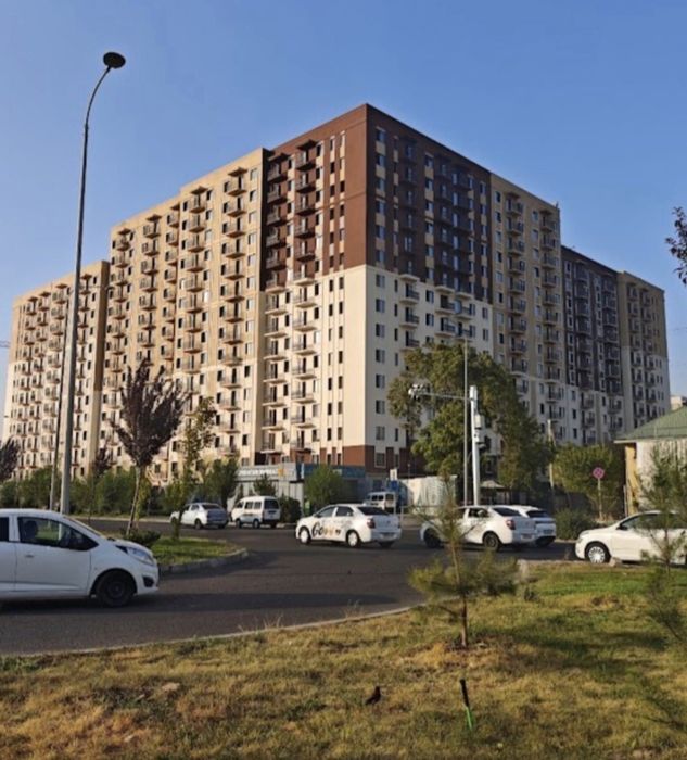 Продаётся 2- комнатная квартира . ЖК Oz Zamin.