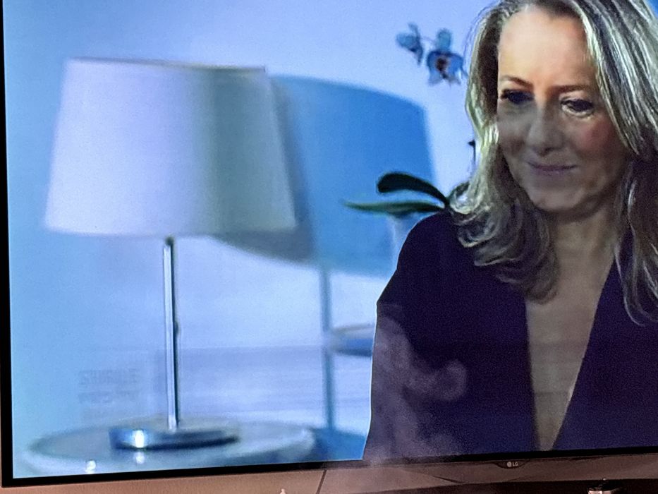 Vand televizor LG 165cm