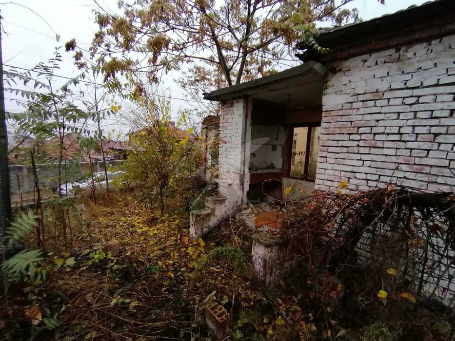 Продава се Парцел в Карнобат - 450 кв.м за 83 €/кв.м - Снимка #2