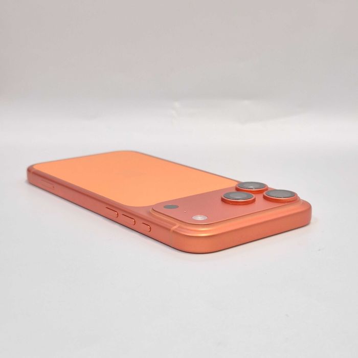 Hope Amanet P8 - iPhone 17 Pro Max 512GB | 16 Cicluri de incarcare garantie!