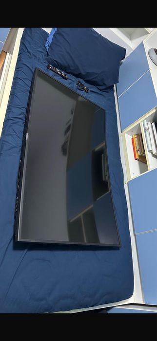 Vand TV Samsung curbat 4 K led