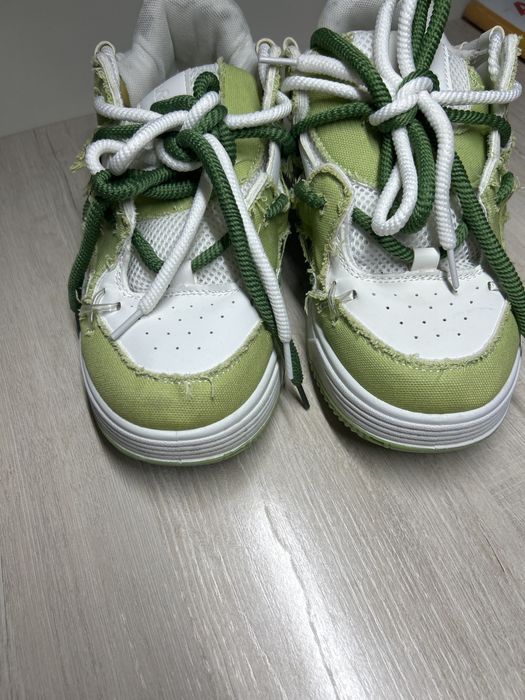 кроссовки  унисекс 39-40