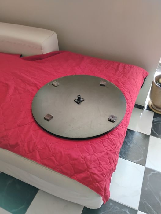 Продавам 4 вида маси холна,крьгла и маса за телевизор