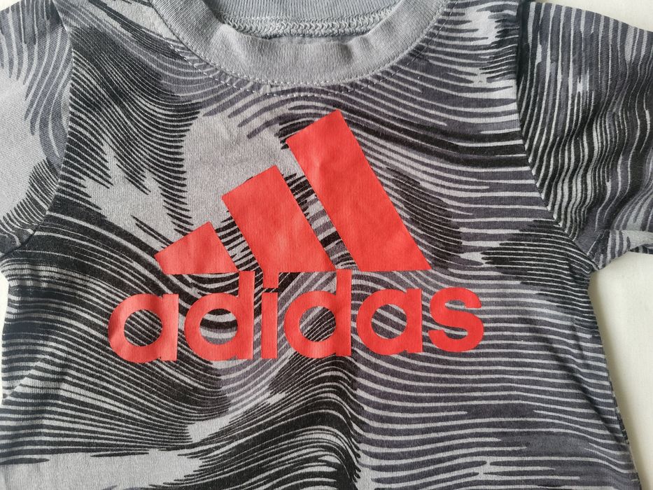 Лот от 2бр Adidas бодита