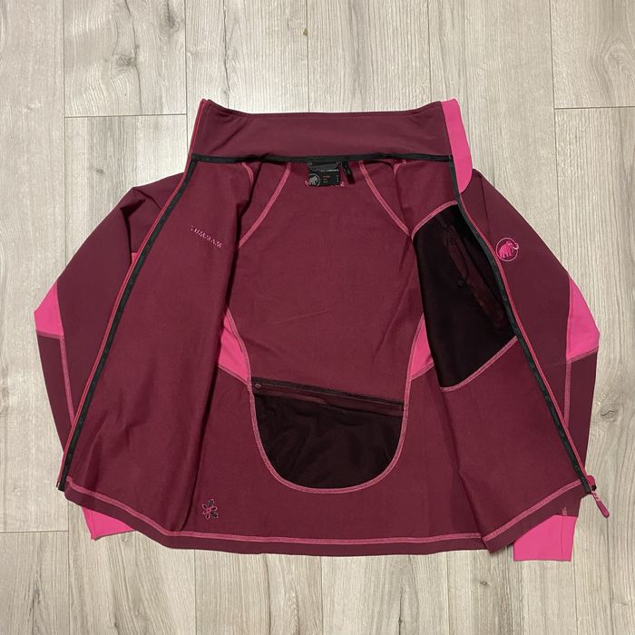 Mammut SofTech S the north face jack wolfskin salewa columbia arcteryx